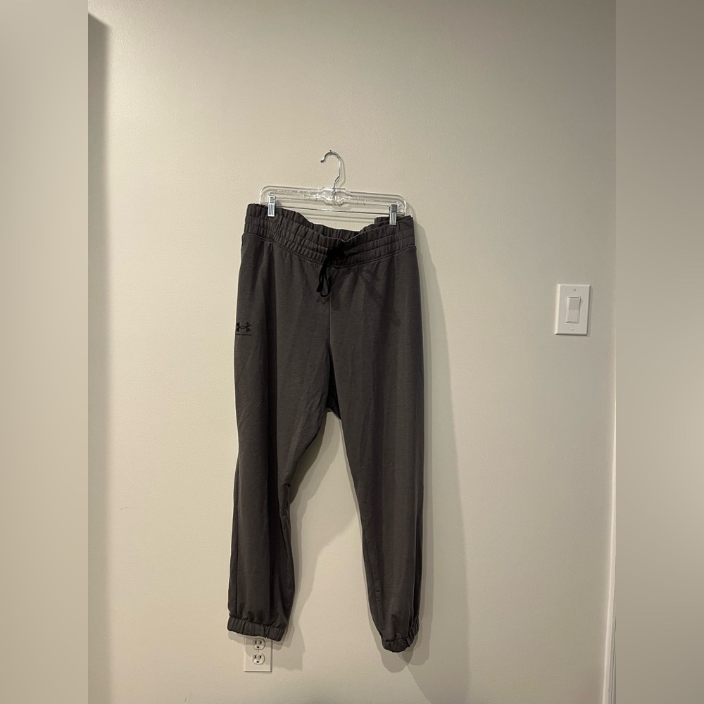 NWT Plus Size UA 3X Under Armour Charcoal Gray Joggers Sweatpants with Tie Waist